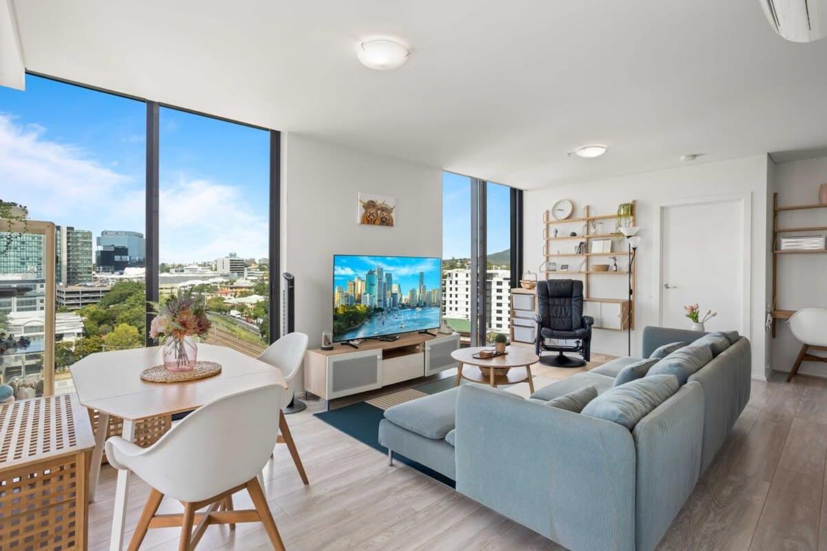 Spaciously Bright 1-bed *