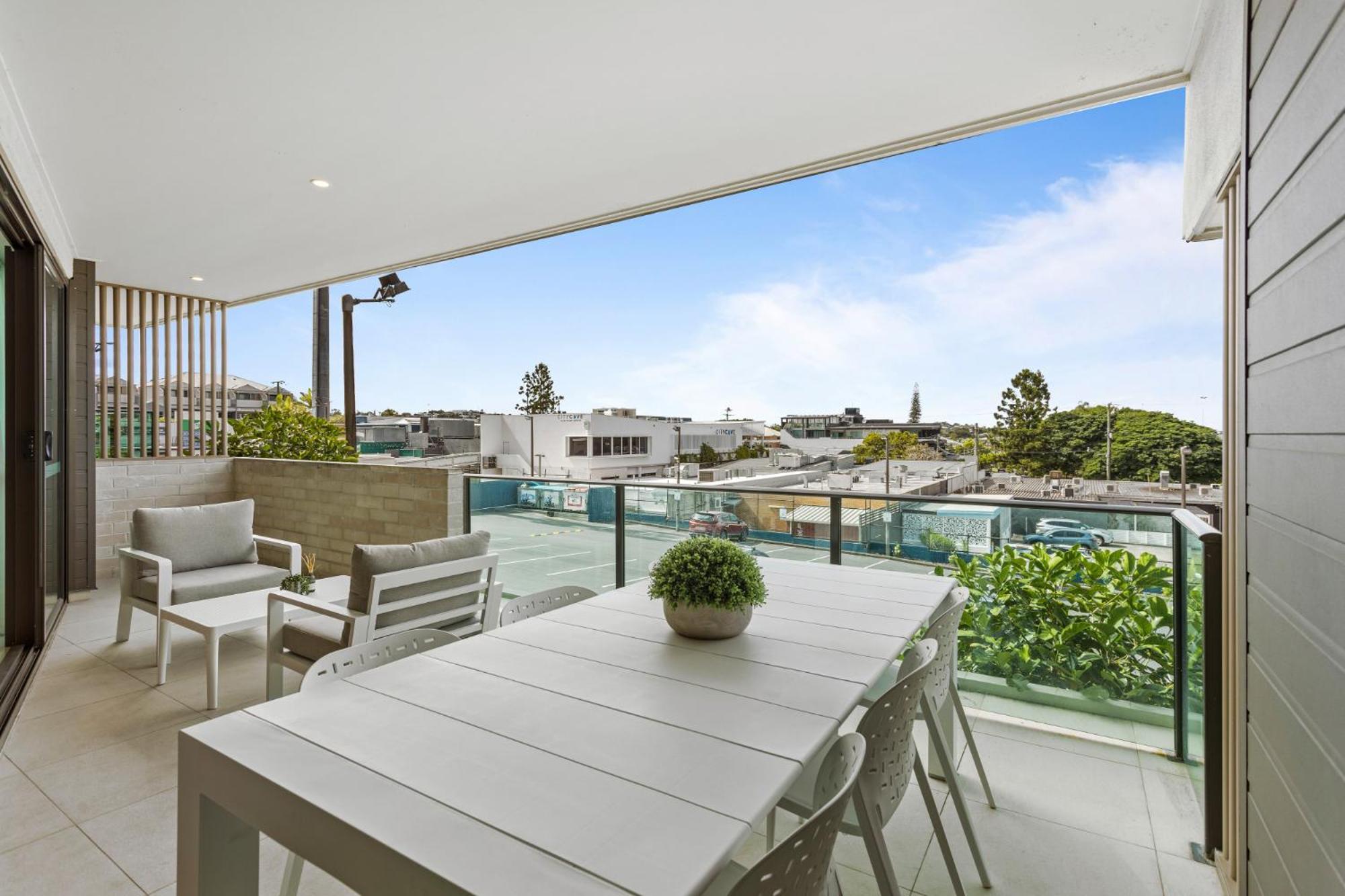 Gorgeous 3-bed With Views *