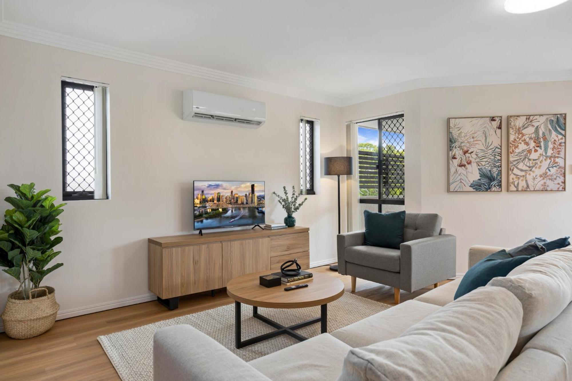 Apartment Comfy 2-bedroom Family With Free Parking *