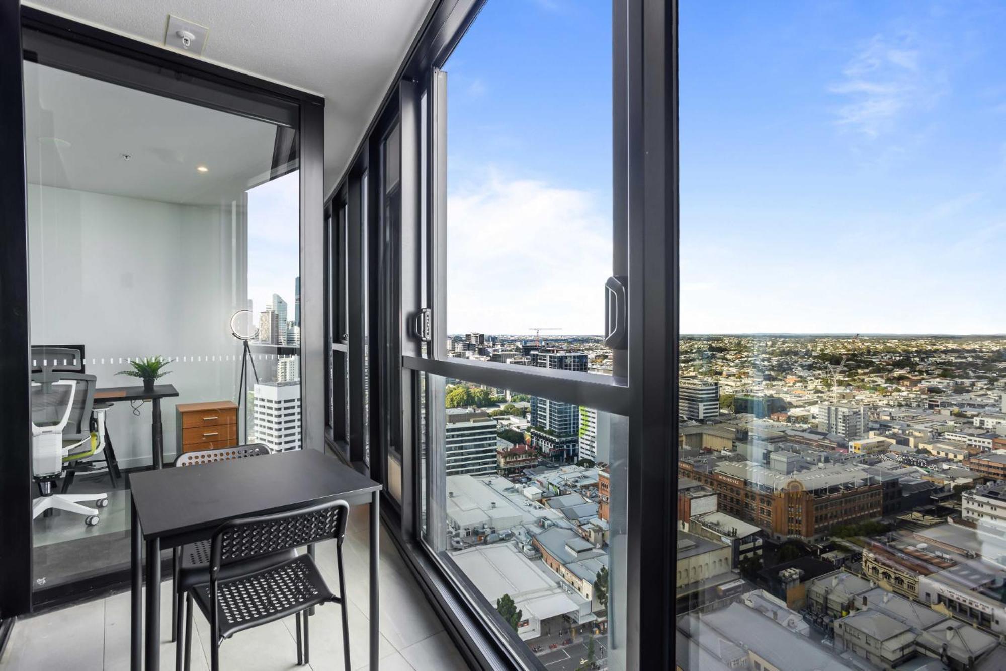 Chic 1-bed With Parking, Rooftop Pool And Gym Apartment Brisbane