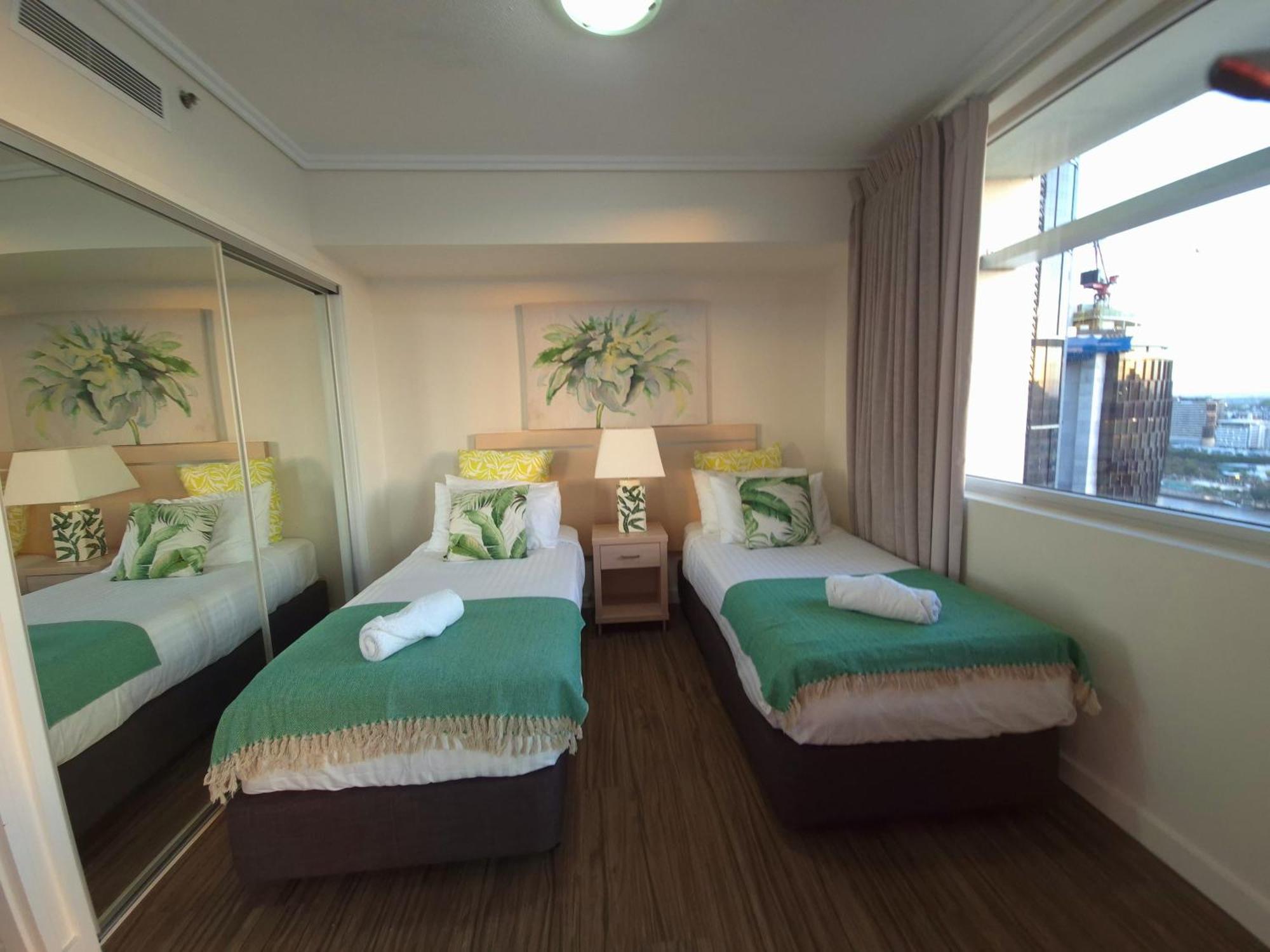 Oasis Retreat Level 27 In Casino Towers Apartment *