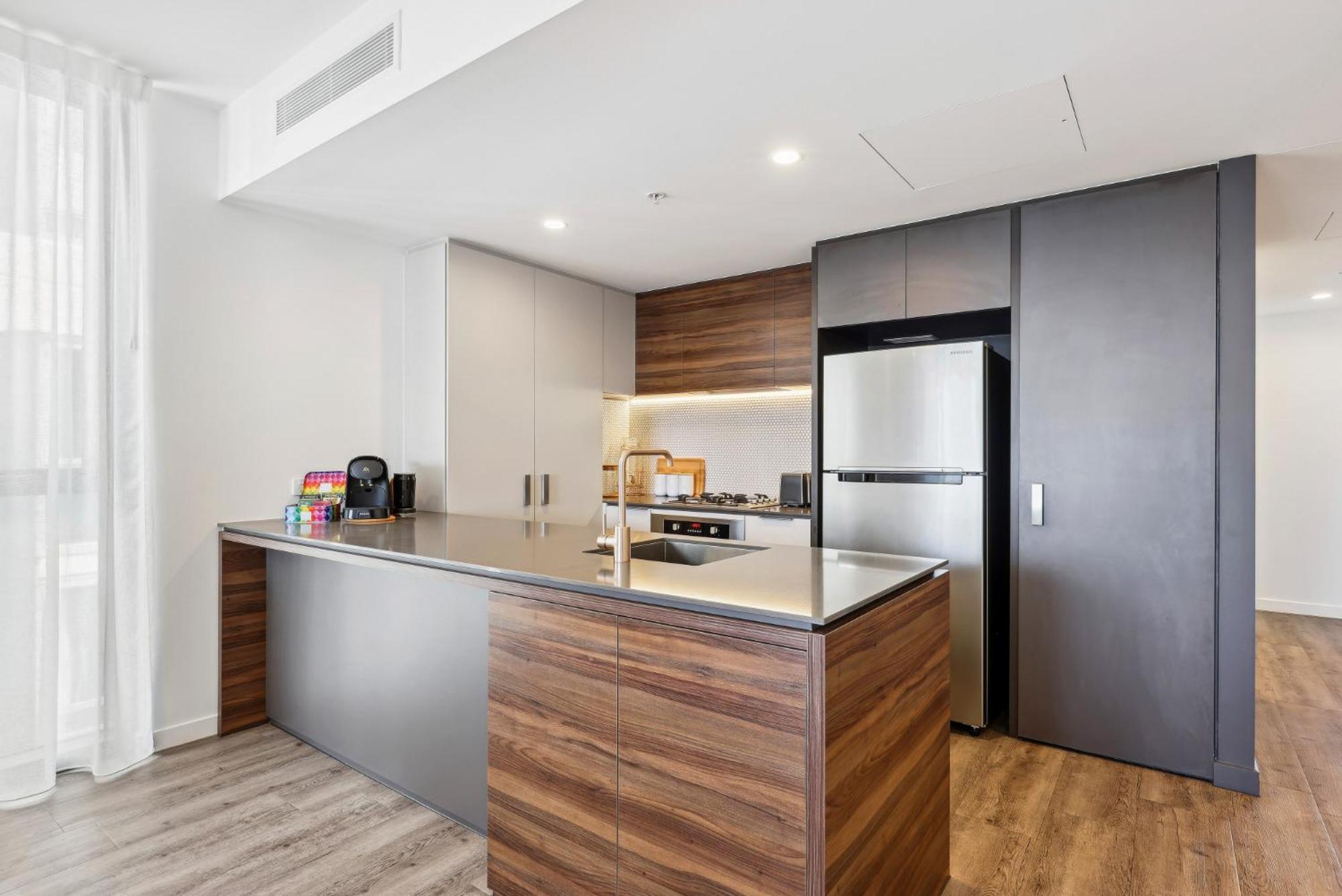 Chic 2-bed With Rooftop Pool Overlooking The *