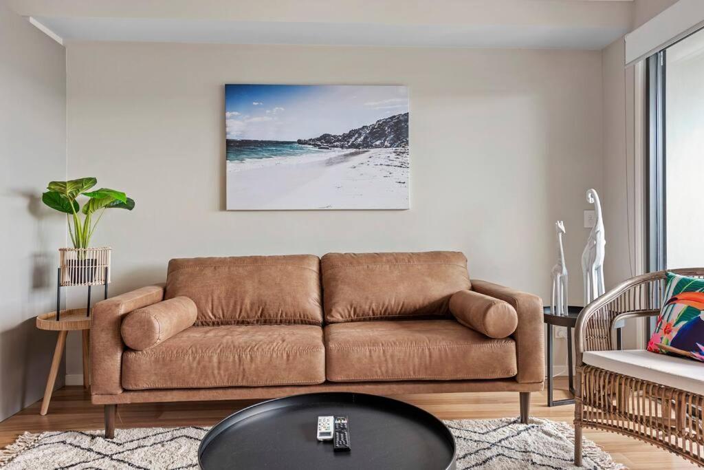 Convenient + Spacious! 3bed/2.5bath/1car~townhouse Holiday home