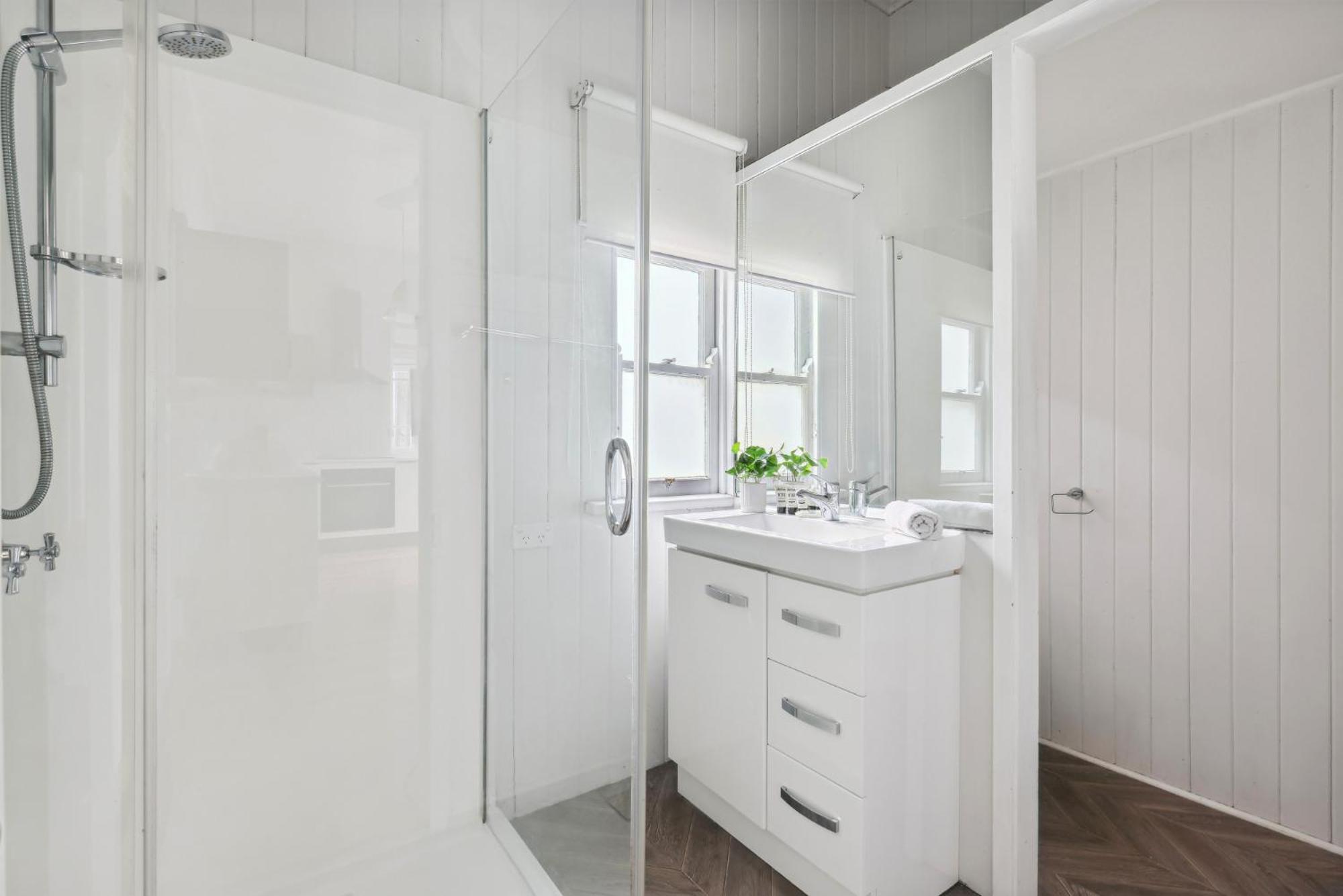 Gorgeous 3-bed Family By Oxenham Park & Shops Holiday home Brisbane