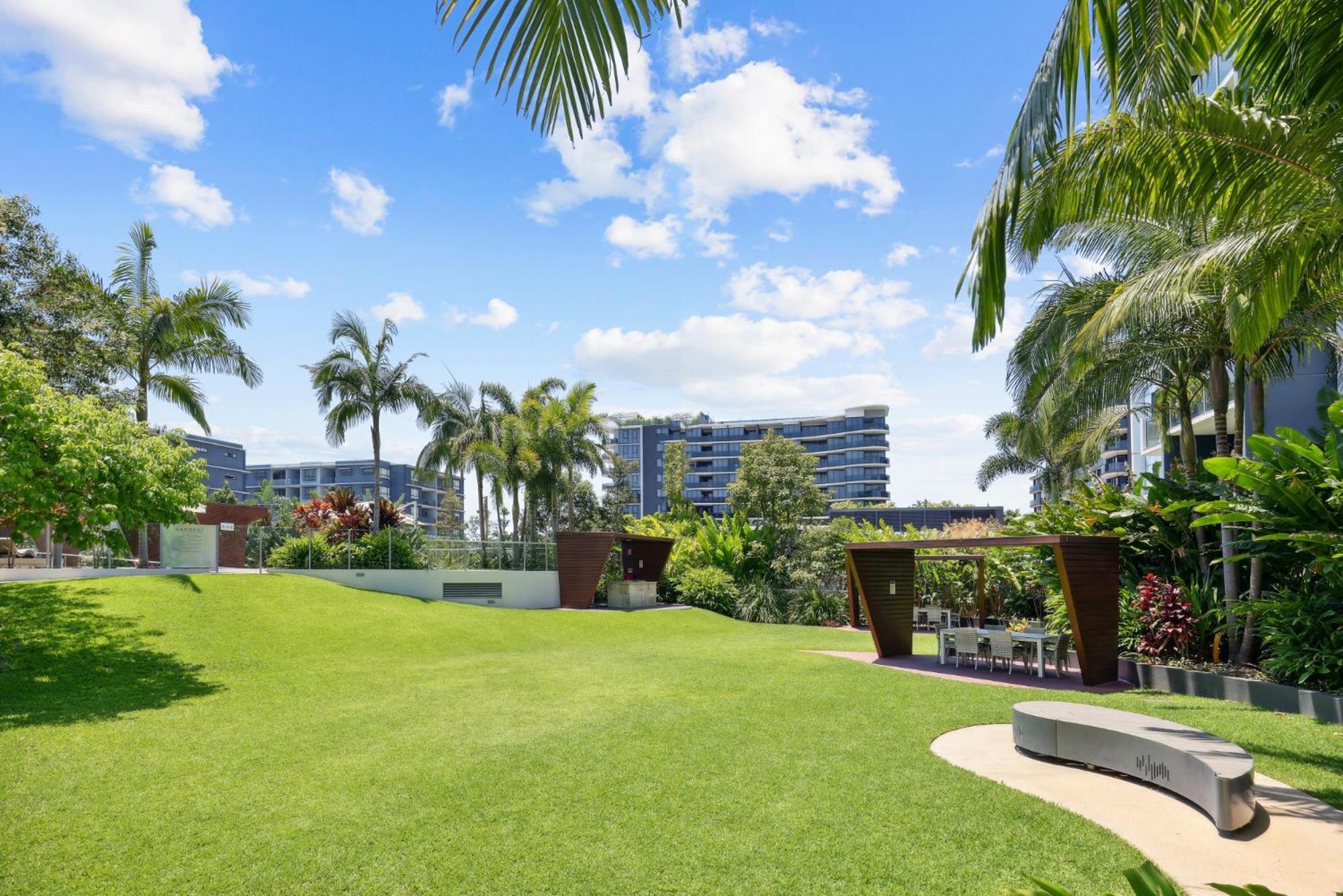 Apartment 3-bed Luxurious Retreat By River & Cbd Brisbane