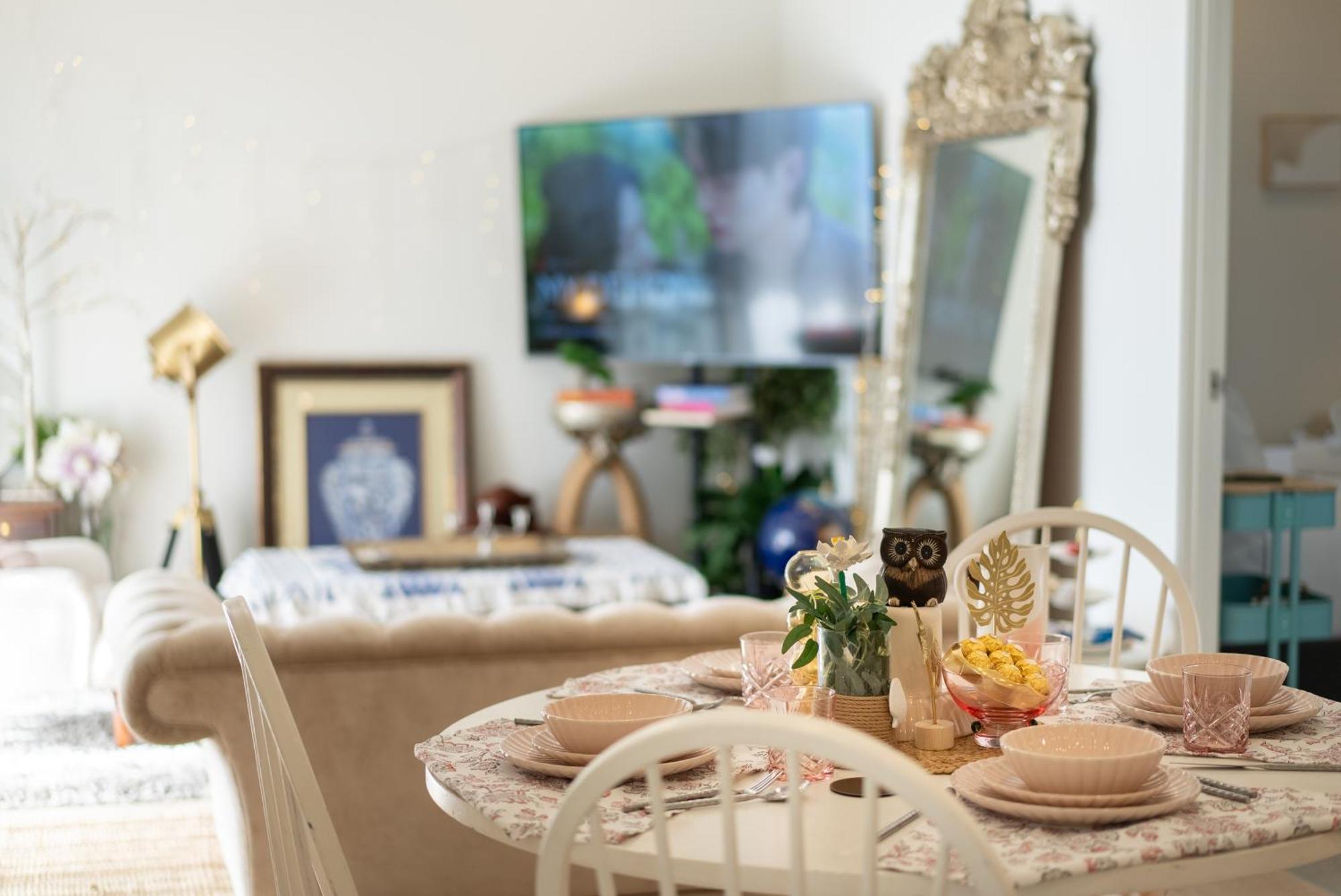 Location! Boutique 2br With Pool & Bbq Near South Bank And *