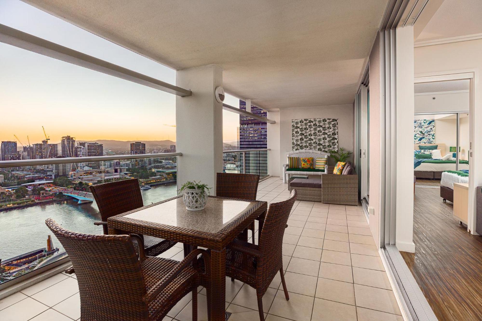 Apartment Oasis Retreat Level 27 In Casino Towers