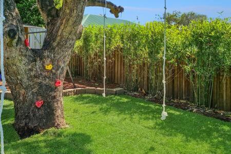 Holiday home 5bdr Ultimate Family Retreat Pool Toys Galore *
