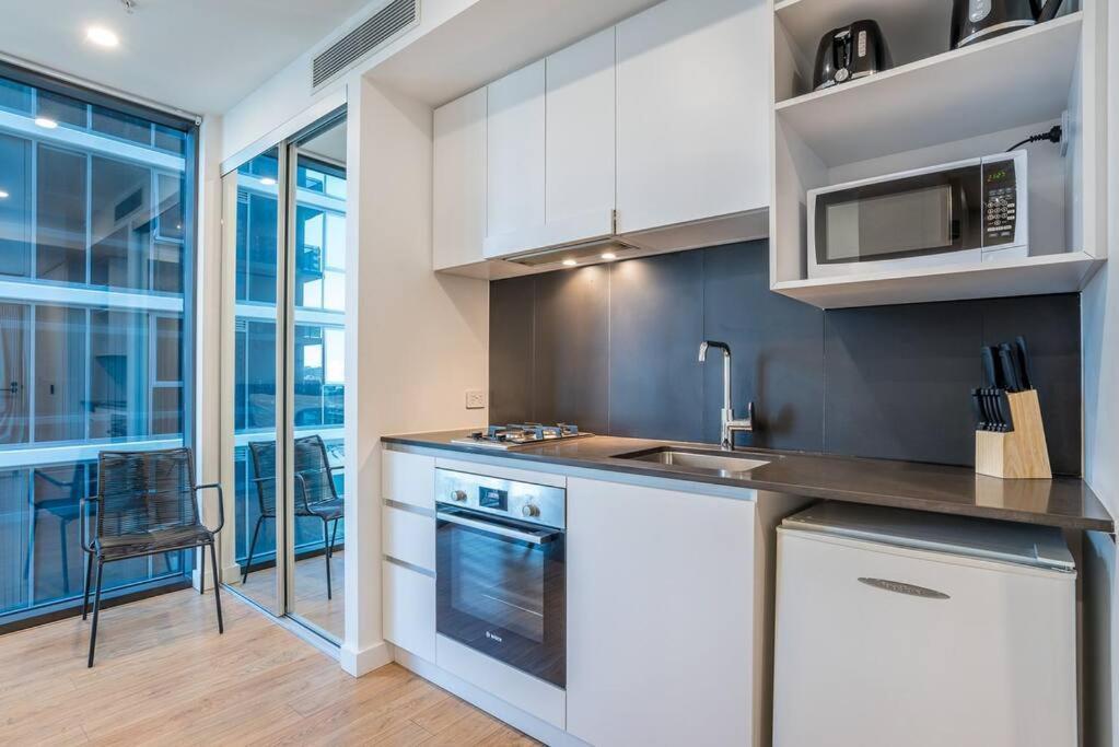 Cozy 1bed In South Next To Station Apartment