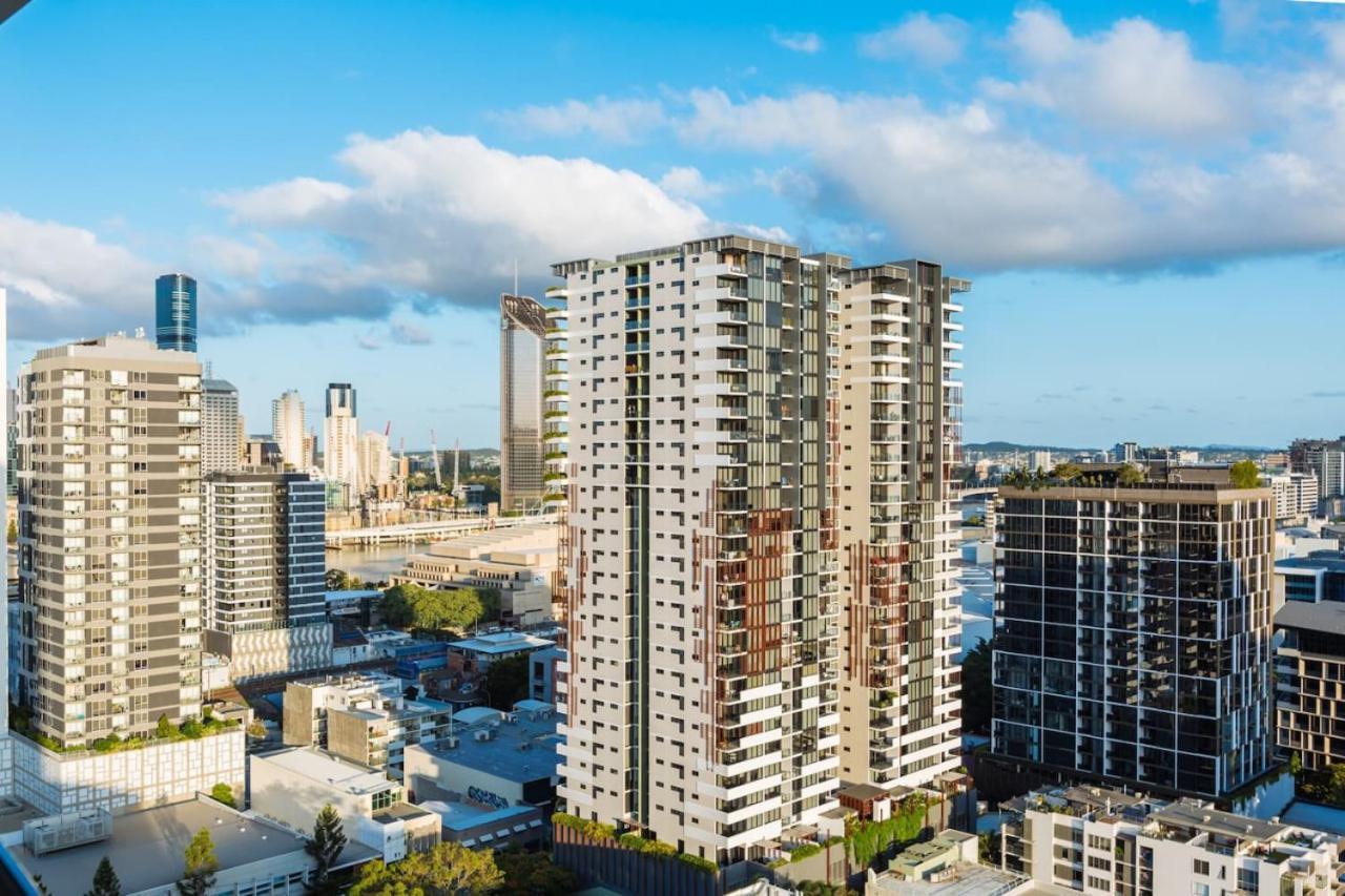 Location 2bd W Spectacular Views Apartment Brisbane