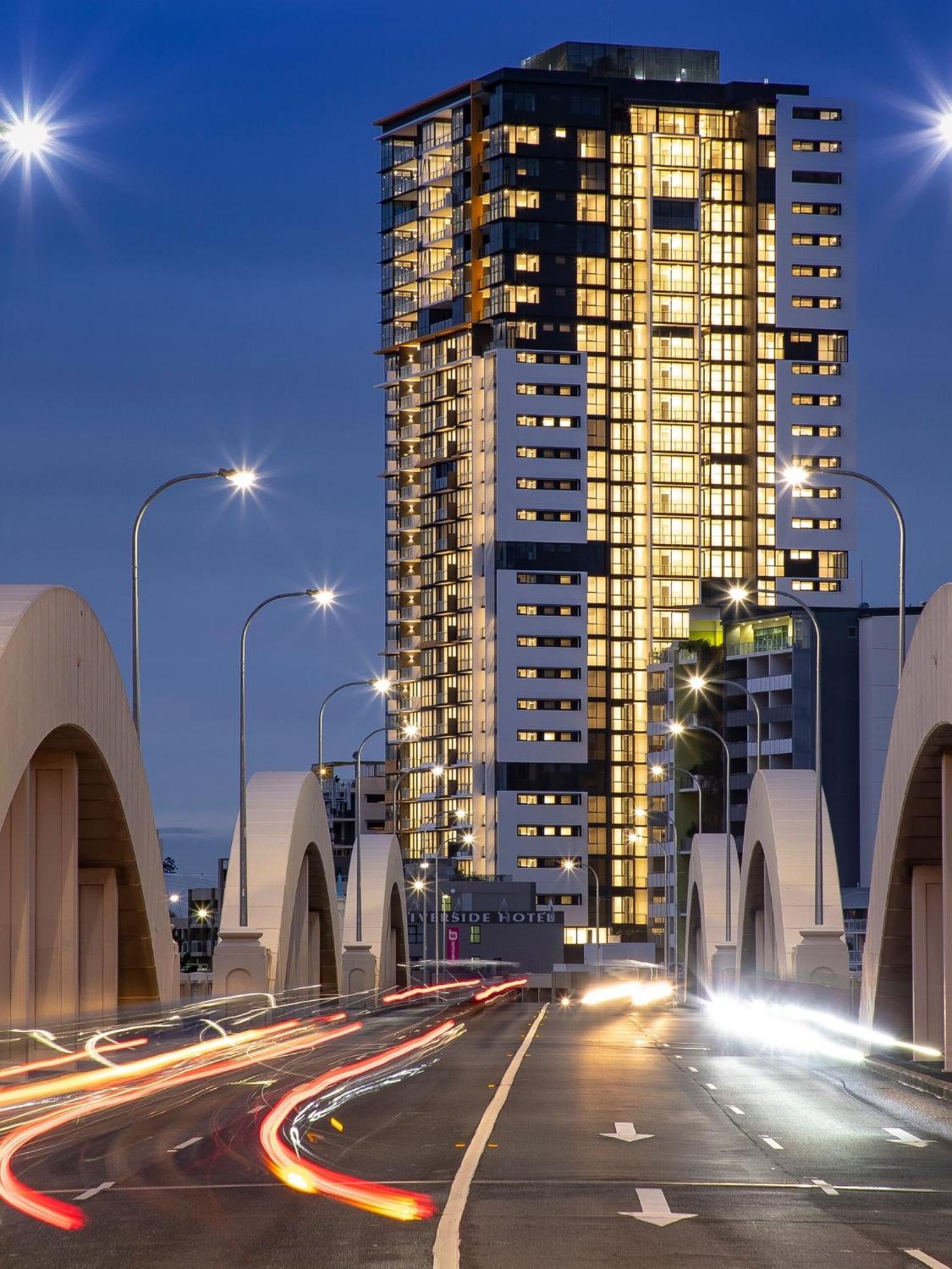 Urban Riverside Escape At Cultural Centre Precinct