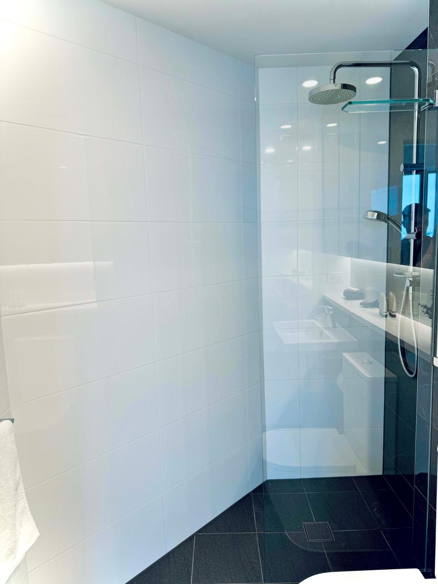 Luxurious 3 Bed Sky Retreat At Skytower Brisbane