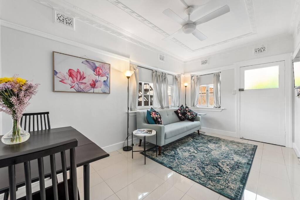 Art Deco 1 Bedroom In New Farm Apartment *