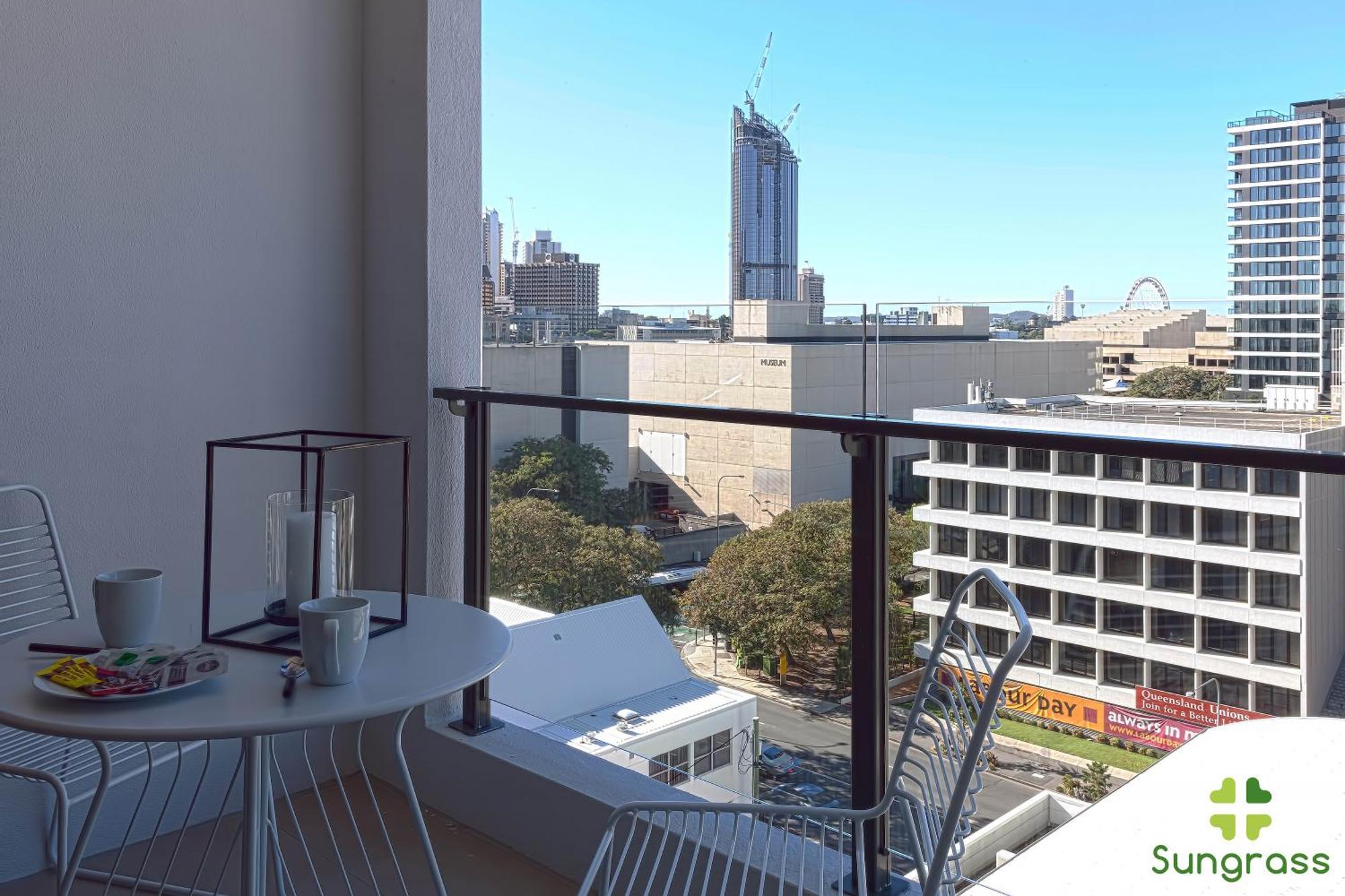 Fleet Lane Aparthotel 4*