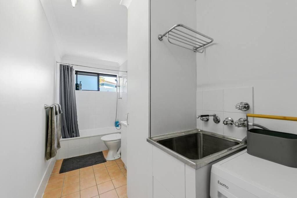 Apartment Spacious & Comfy 2 Bed 2 Bath 2 Car - Auchenflower Brisbane