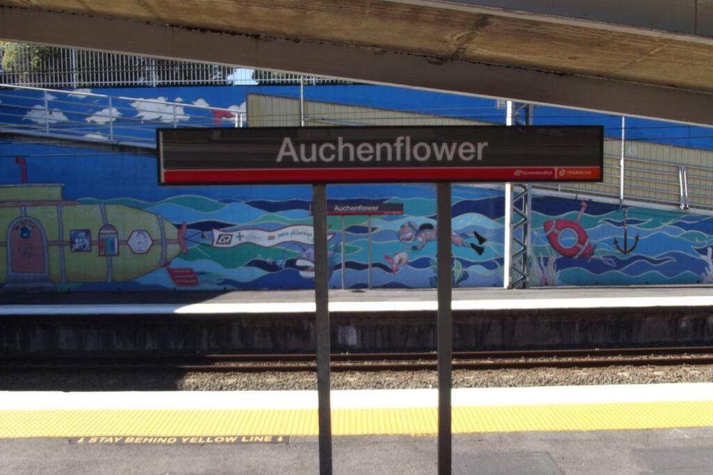 Apartment Spacious & Comfy 2 Bed 2 Bath 2 Car - Auchenflower