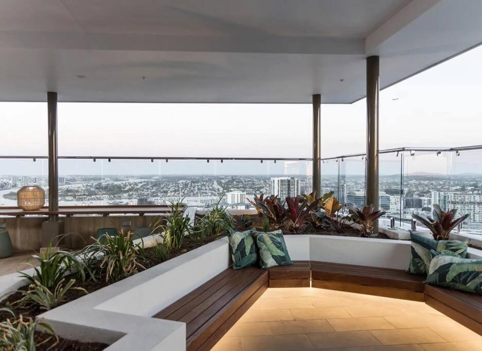 1 Bed 2 Bath - Apartment