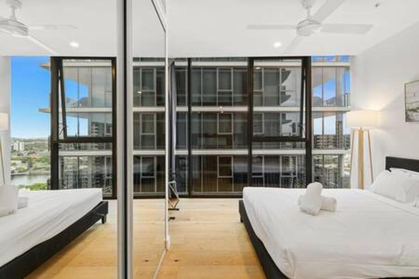 New Centrally Located High Level Apartment