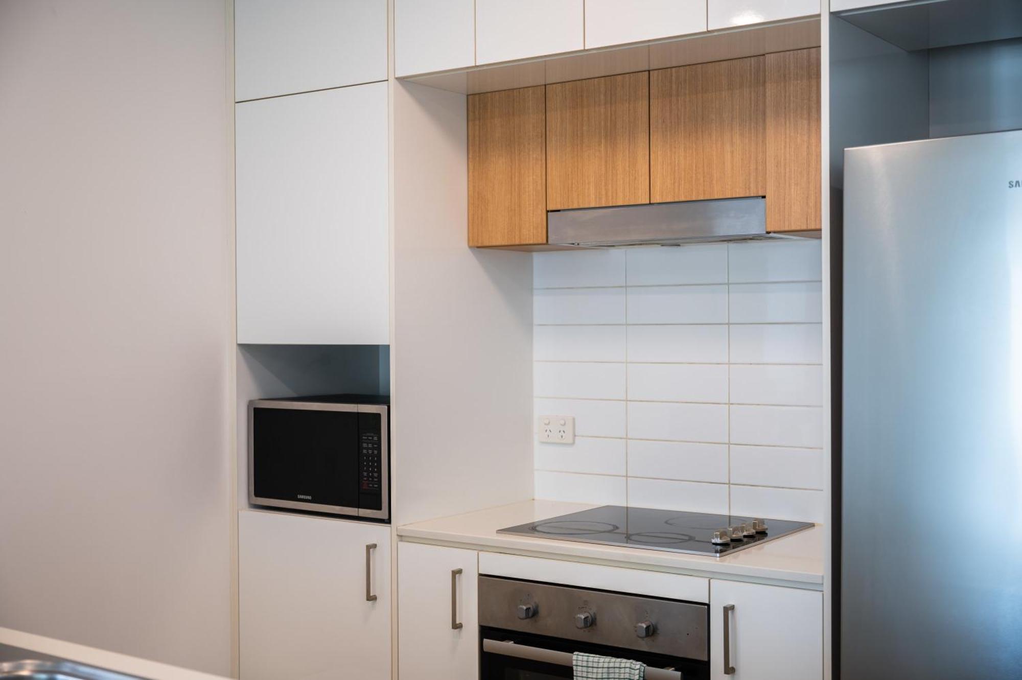 Tranquil 2-bed Inner City Retreat With Parking Apartment Brisbane