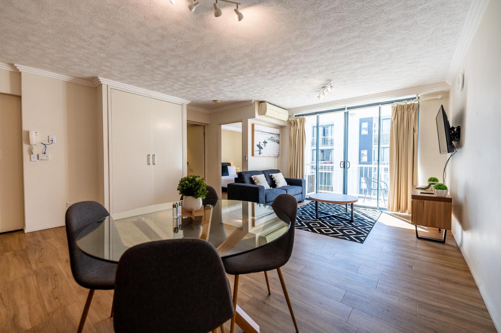 Apartment Urban Luxury City With Pool And Parking Brisbane