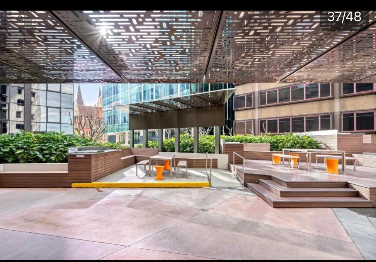 Break Panoramic River Views Free Parking Apartment *