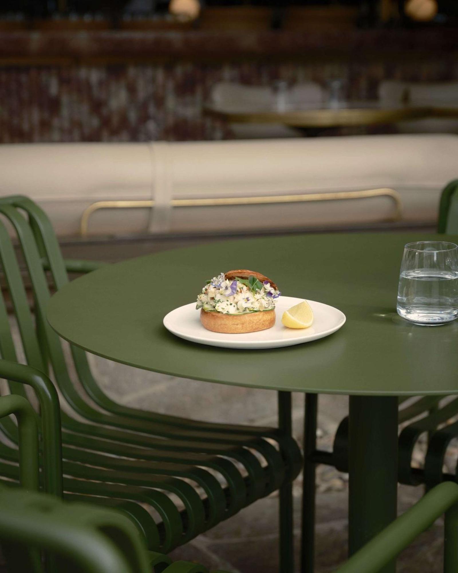 Hotel The Calile Brisbane