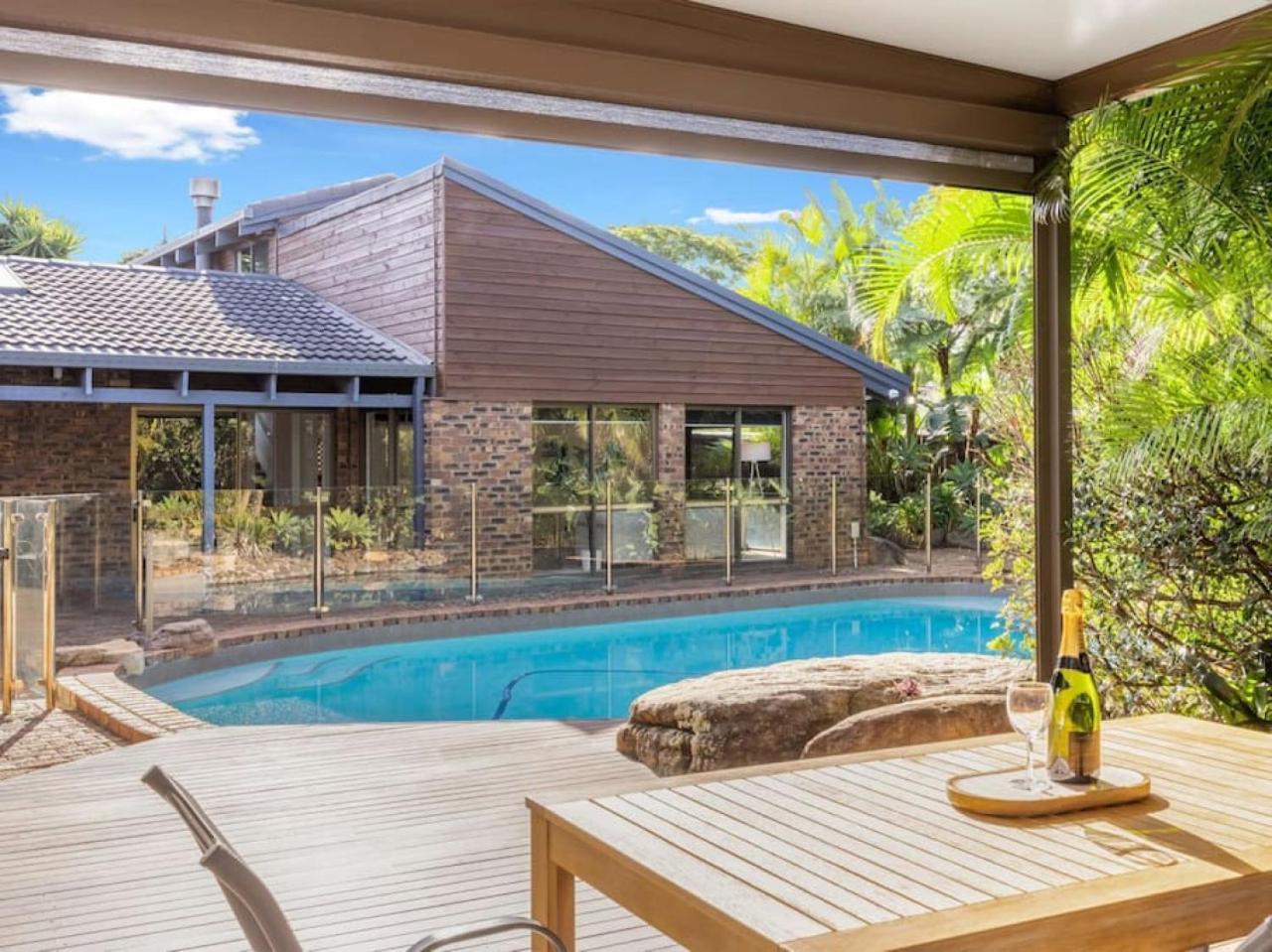 Hidden Bali Style 5br House In Robertson Brisbane