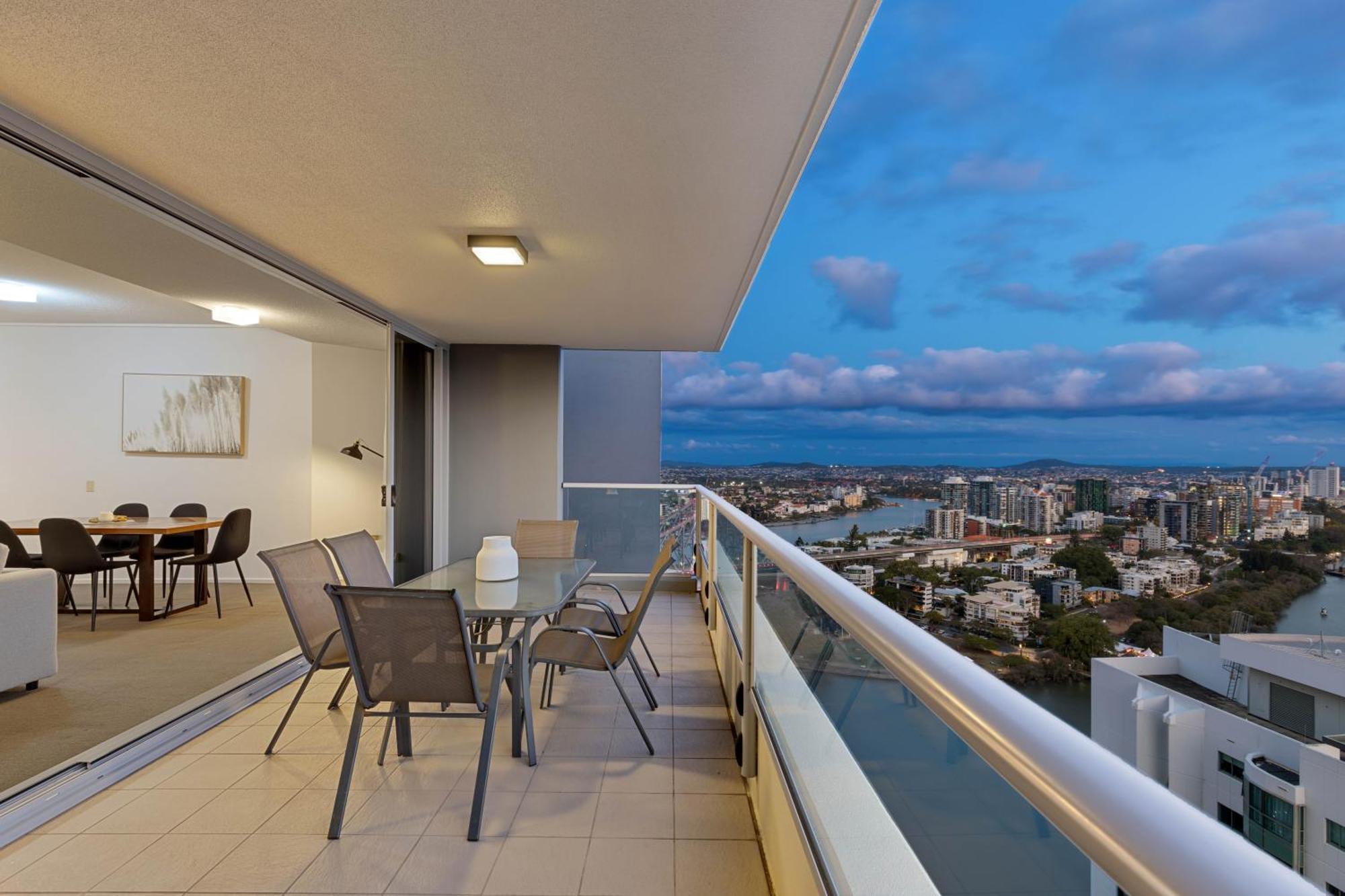 Aab Skyline * Brisbane