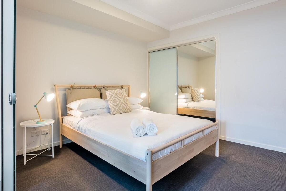 Radiant With Rooftop Entertaining Area *