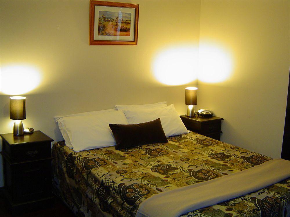 Hotel Globe Brisbane