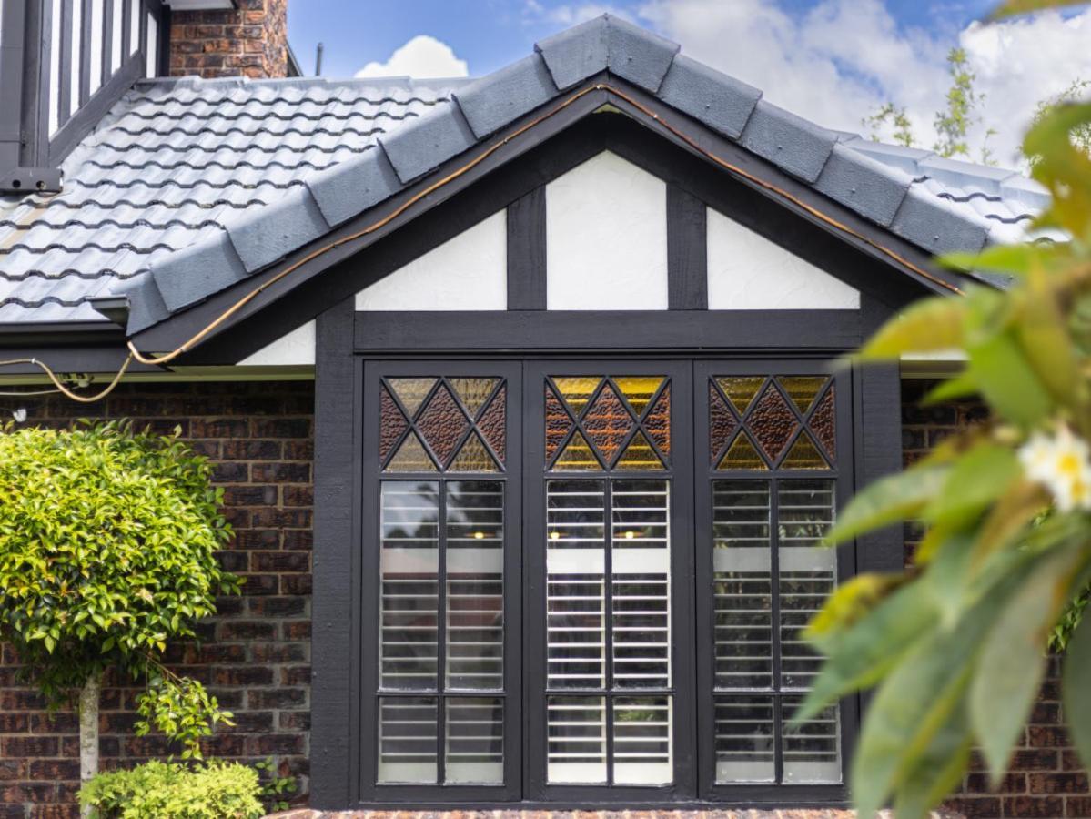 4br German Style W Pool Eight Mile Plains Hotel Brisbane