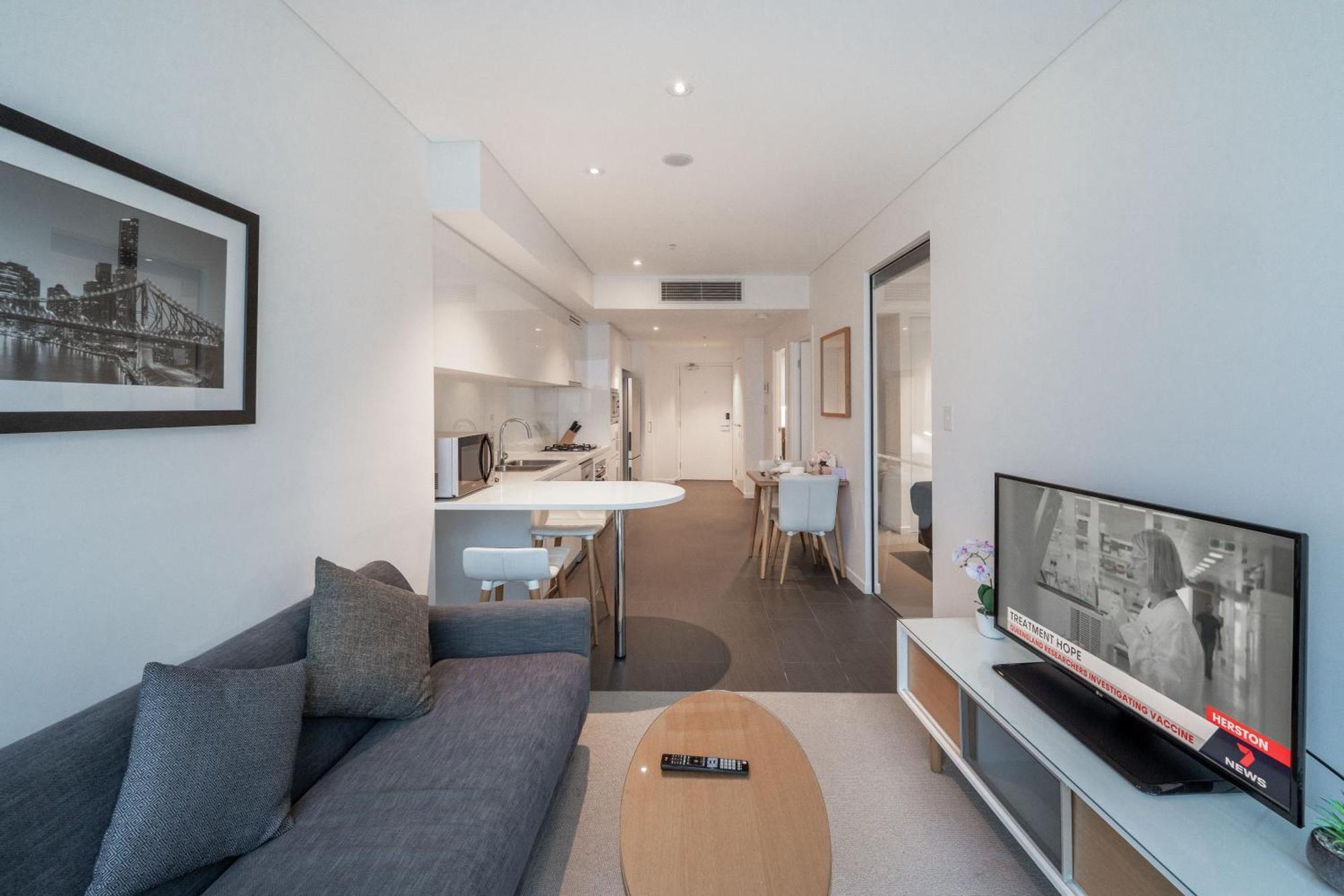 Apartment Cbd Riverview 2b1b W Shared Pool, Gym Brisbane