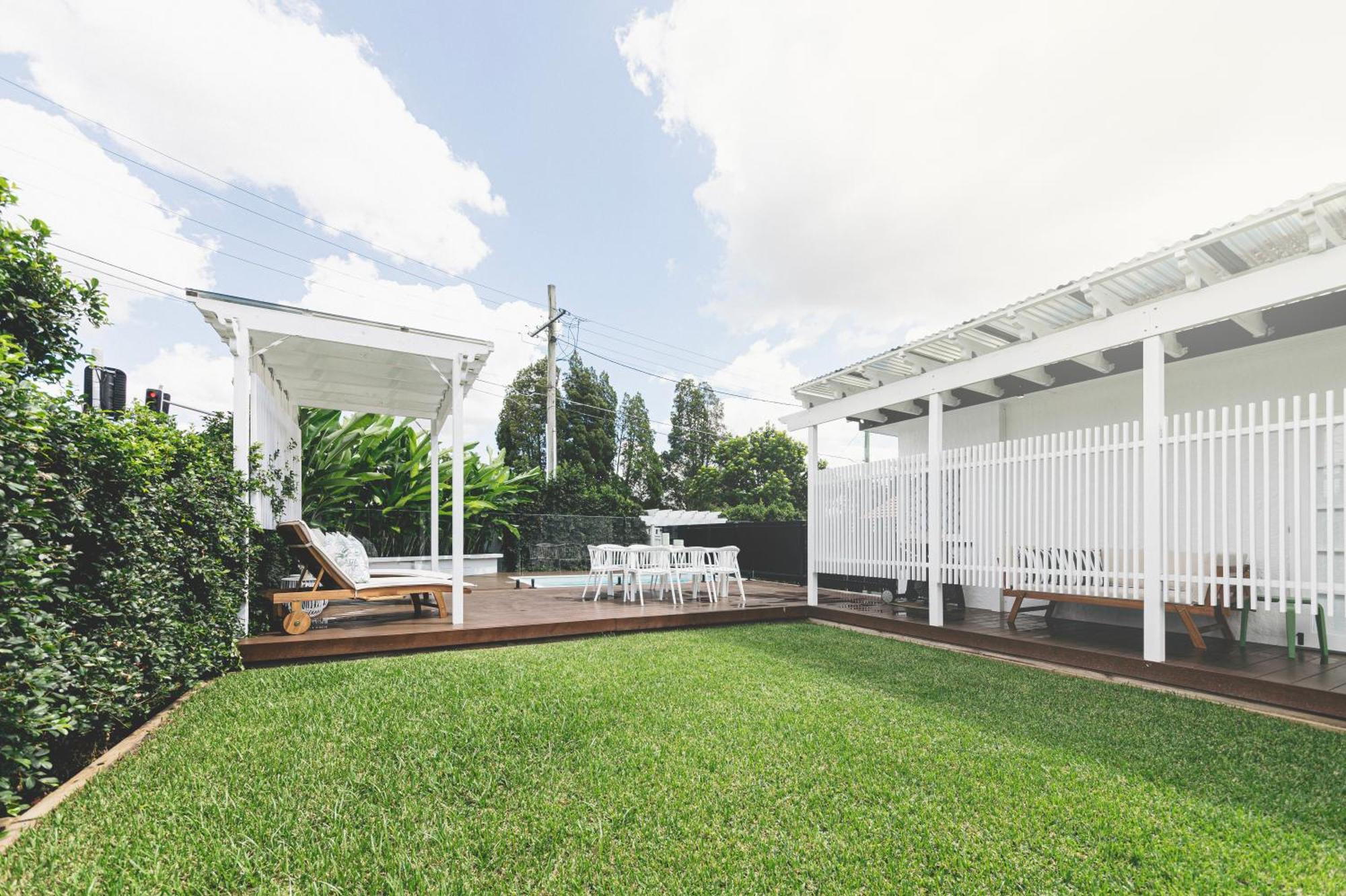 Urban Getaway Bardon Luxe 3 Bed 2 Bath And Pool *