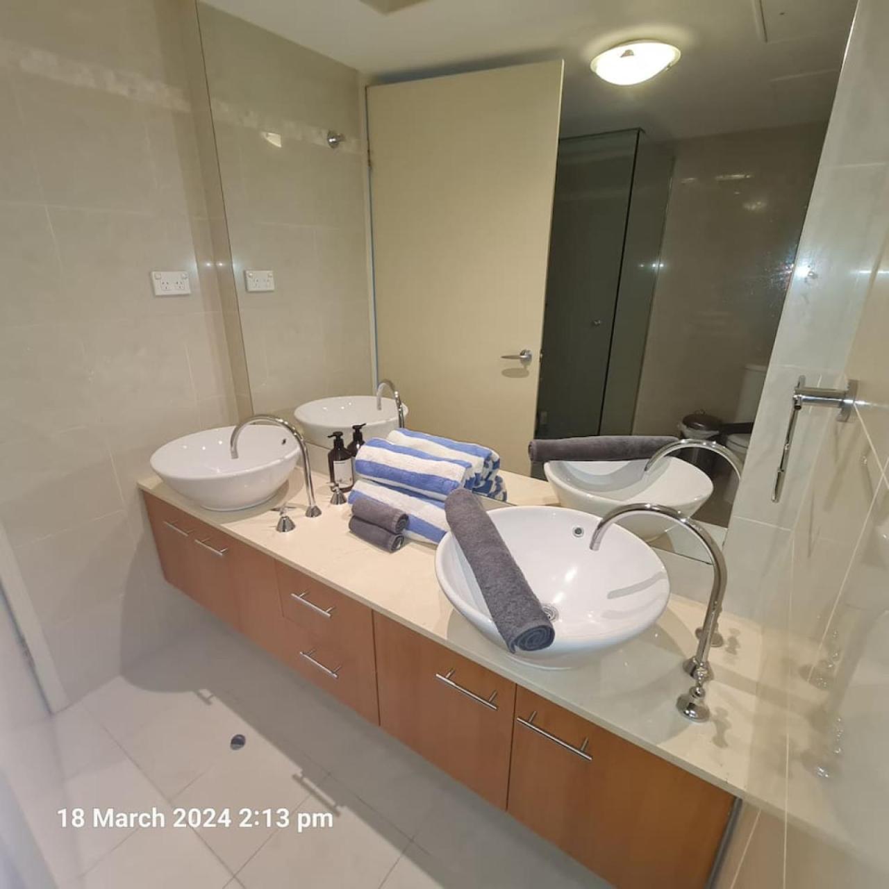 Apartment Lux Sub-penthouse With Casino Views *