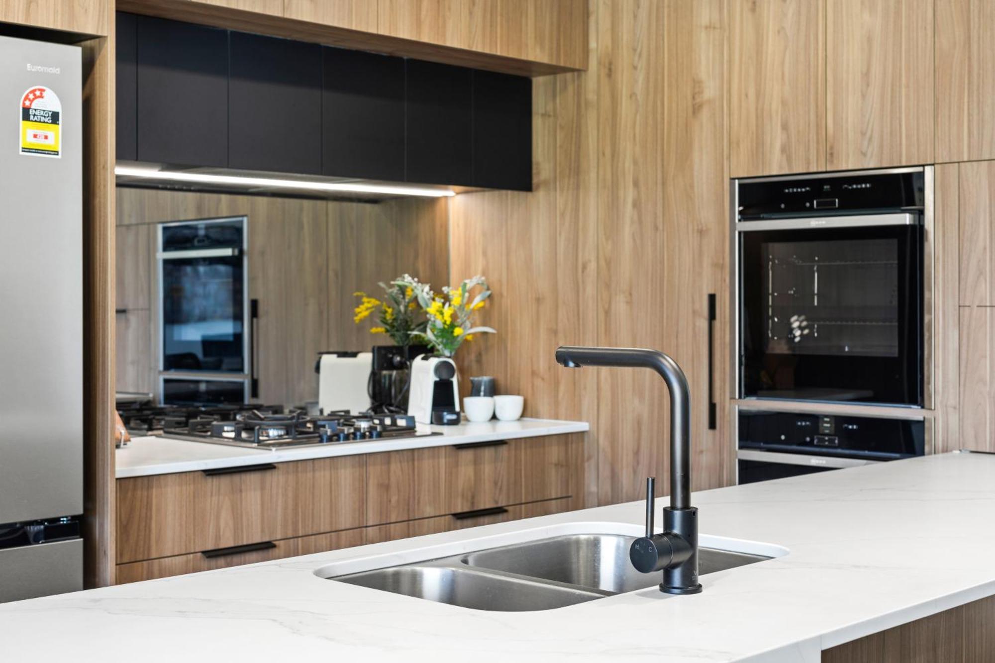 The Monterey By Urban Rest *