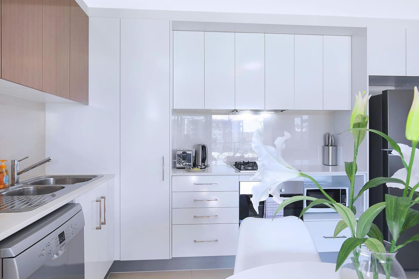 Apartment 'the Provincia' A Contemporary Inner-city Abode Brisbane
