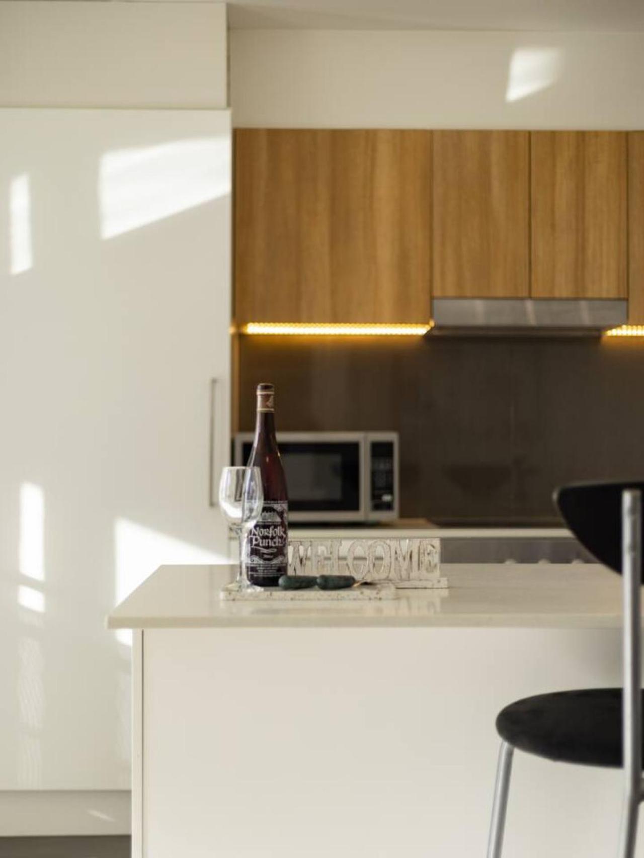 Chic Modern Retreat 1br W Pool Kelvin Grove Brisbane