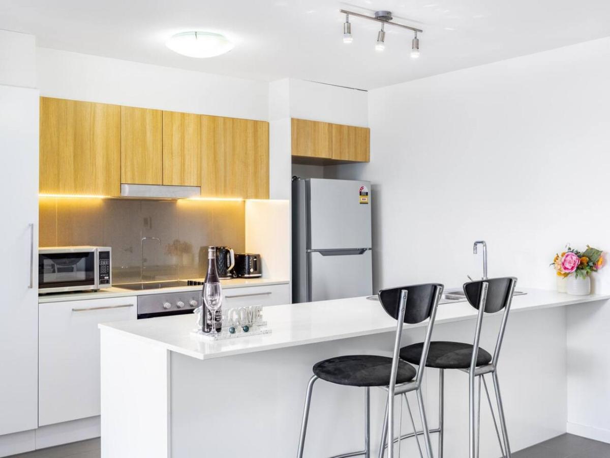 Chic Modern Retreat 1br W Pool Kelvin Grove *