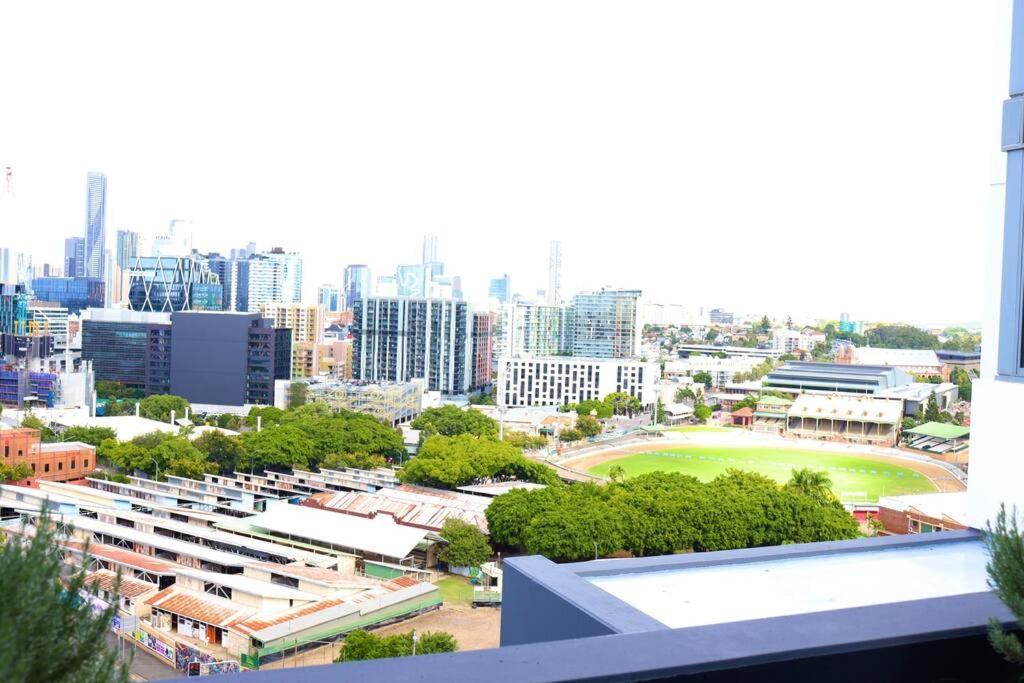 Apartment Bowen Hills - Doorstep To Showgrounds & Rbwh *