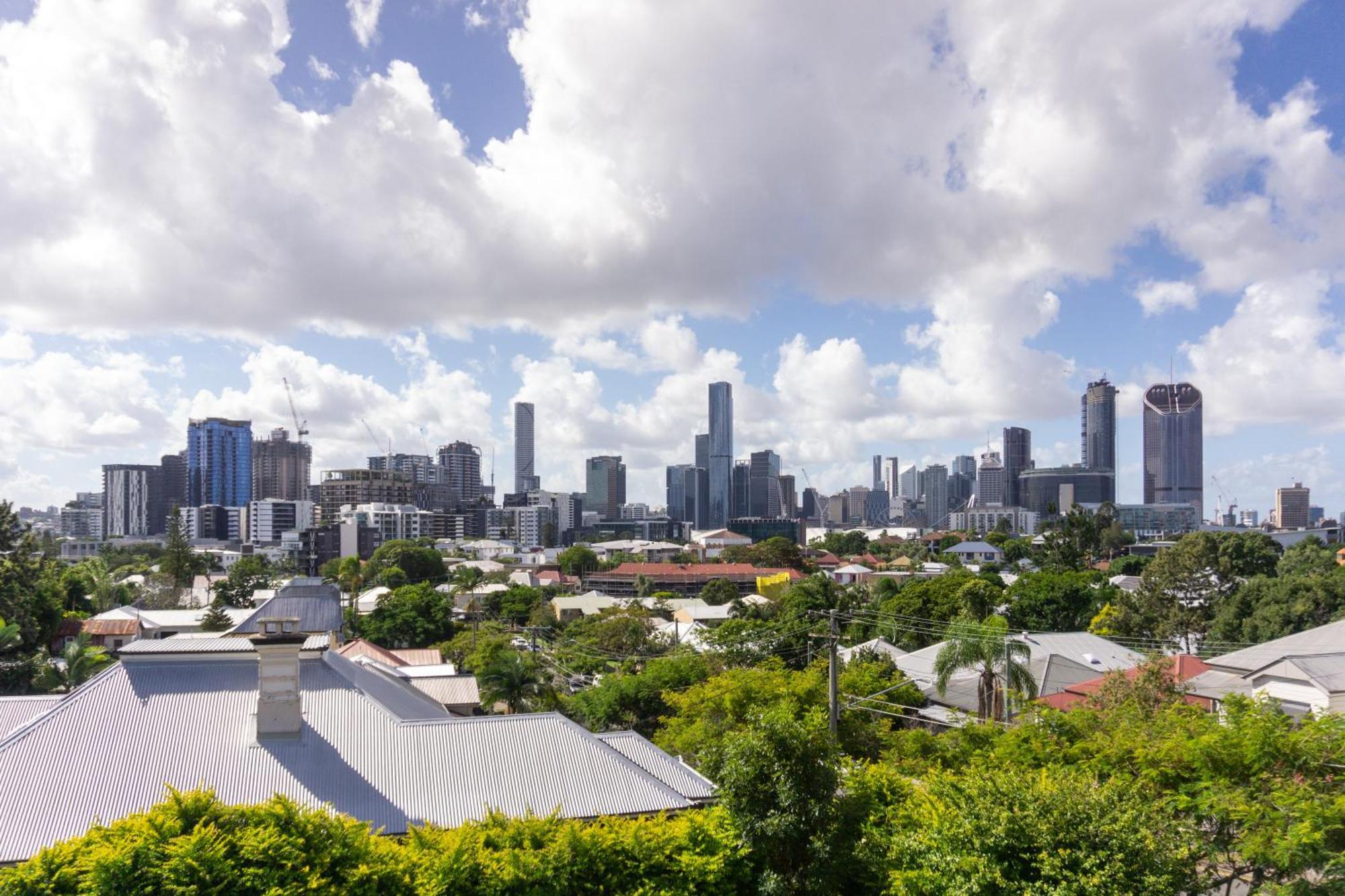 Hostel Somewhere To Backpackers