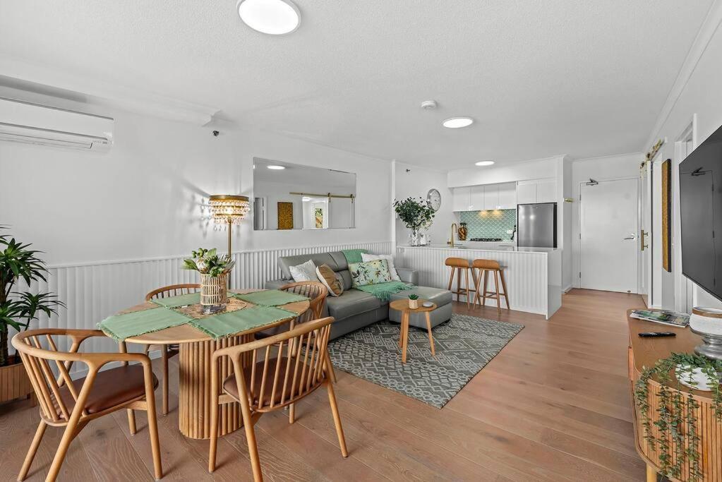 Apartment Stunning! 2bed, 1bath, 1car, Views - Cbd Brisbane