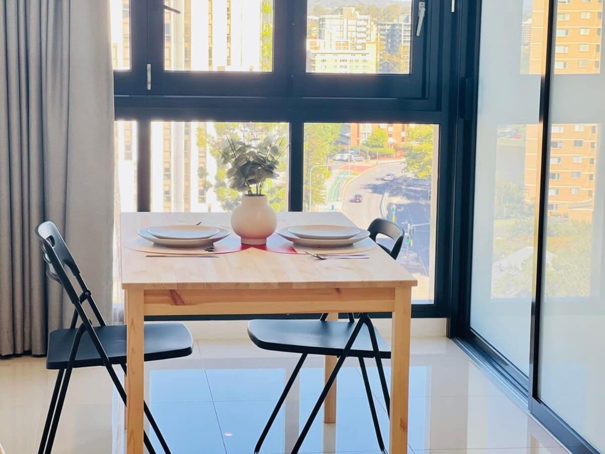 Cassa Toowong - Convenient 1b At Location With Parking Managed By The Cassa