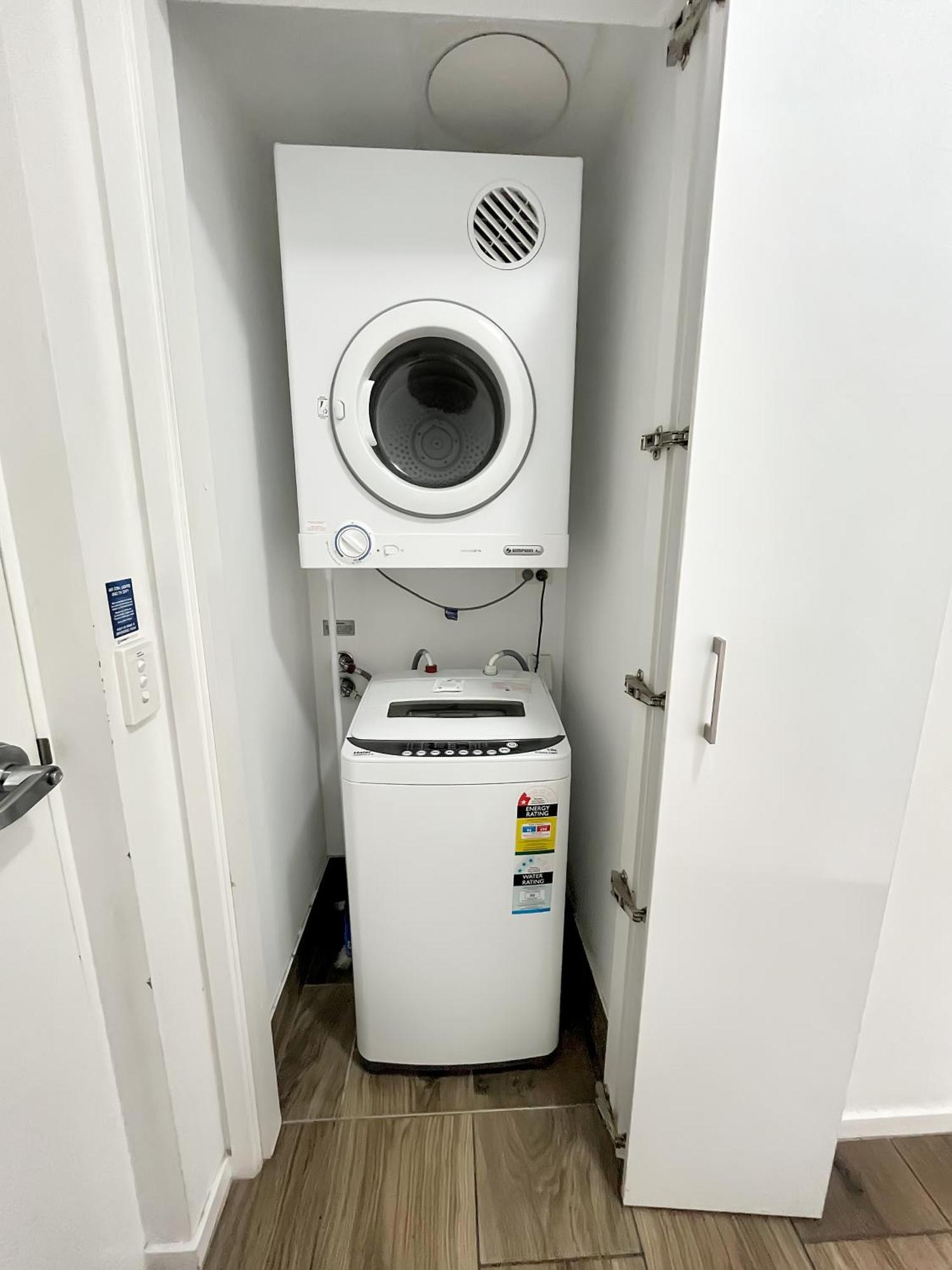 Direct Collective - Pavilion And Governor On Brookes Brisbane