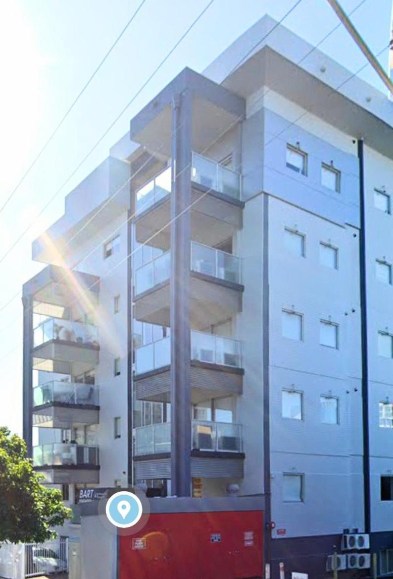 Hilltop Cbd Apartment *