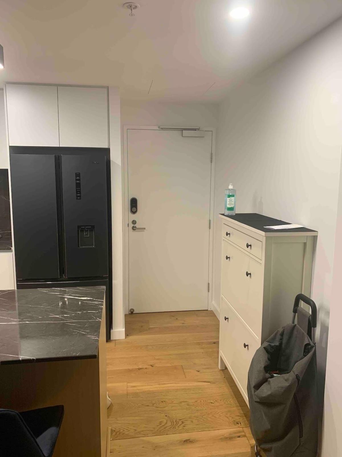 Stunning 2 Bedroom Retreat W Gym Sauna And Pool * Brisbane