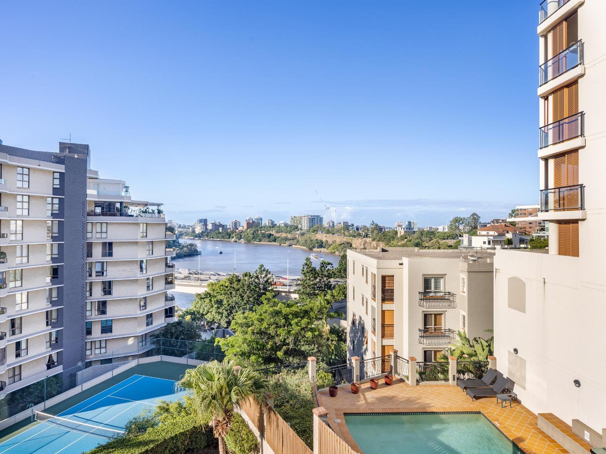 Apartment Riverside Heritage Chateau/convenient/free Carpark Brisbane
