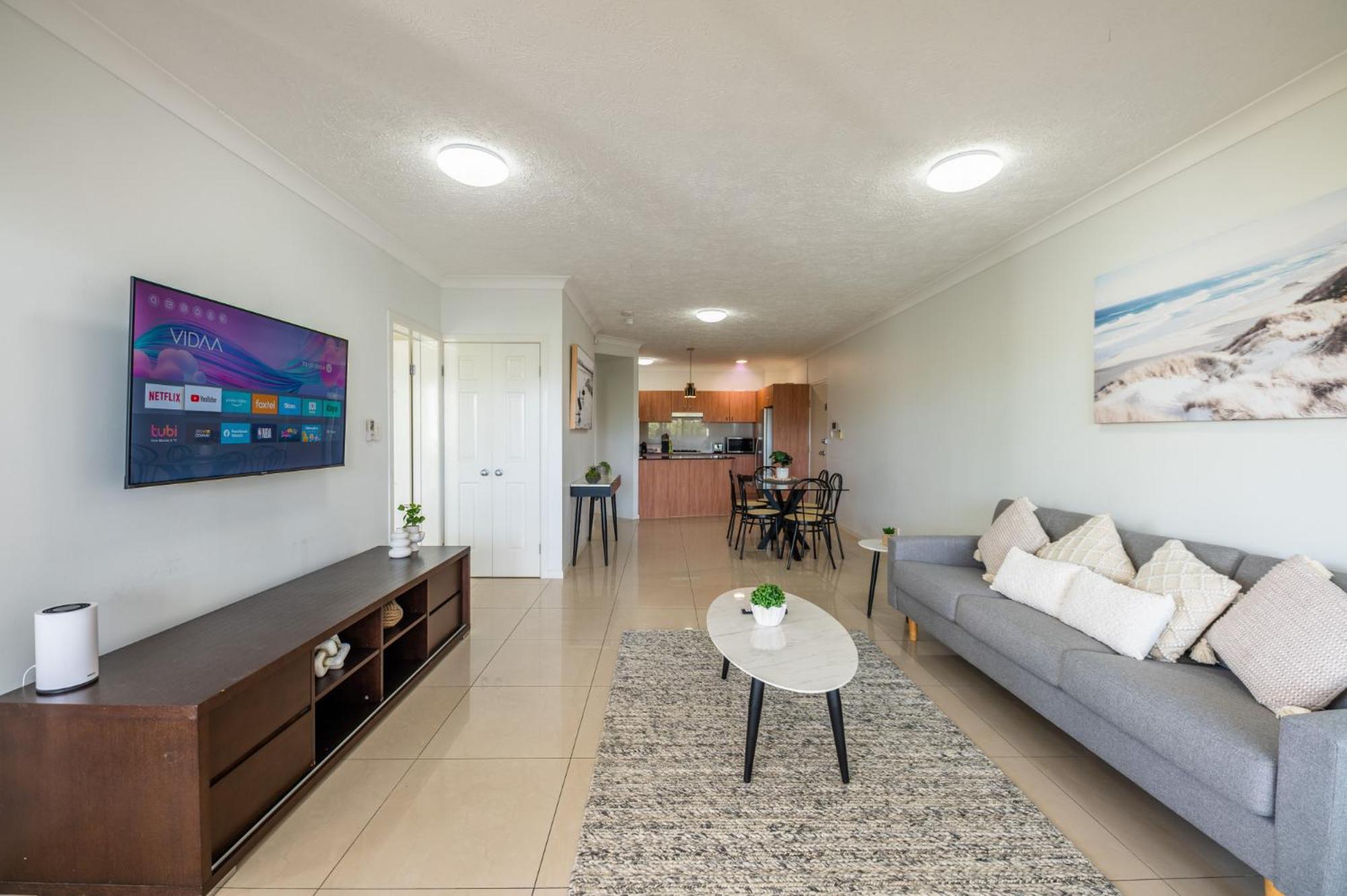 Apartment Spacious Inner City 2-bed With Parking And Balcony Brisbane