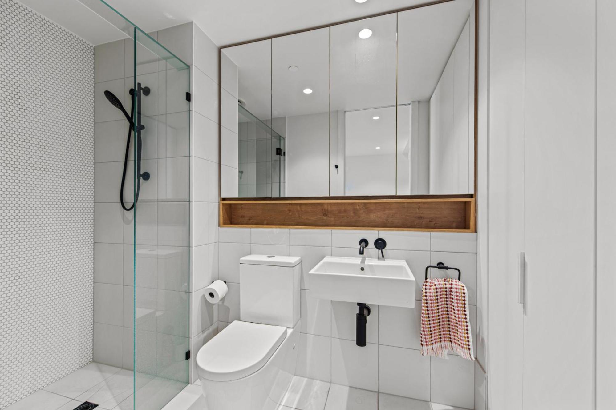 Apartment Spacious 1-bed Unit With Rooftop Infinity Pool