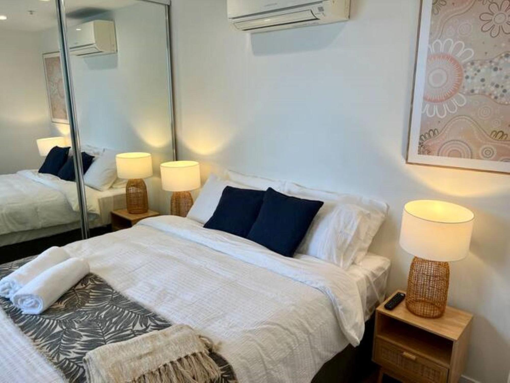 2-bed With Pool, Gym, Parking And Balcony Apartment *
