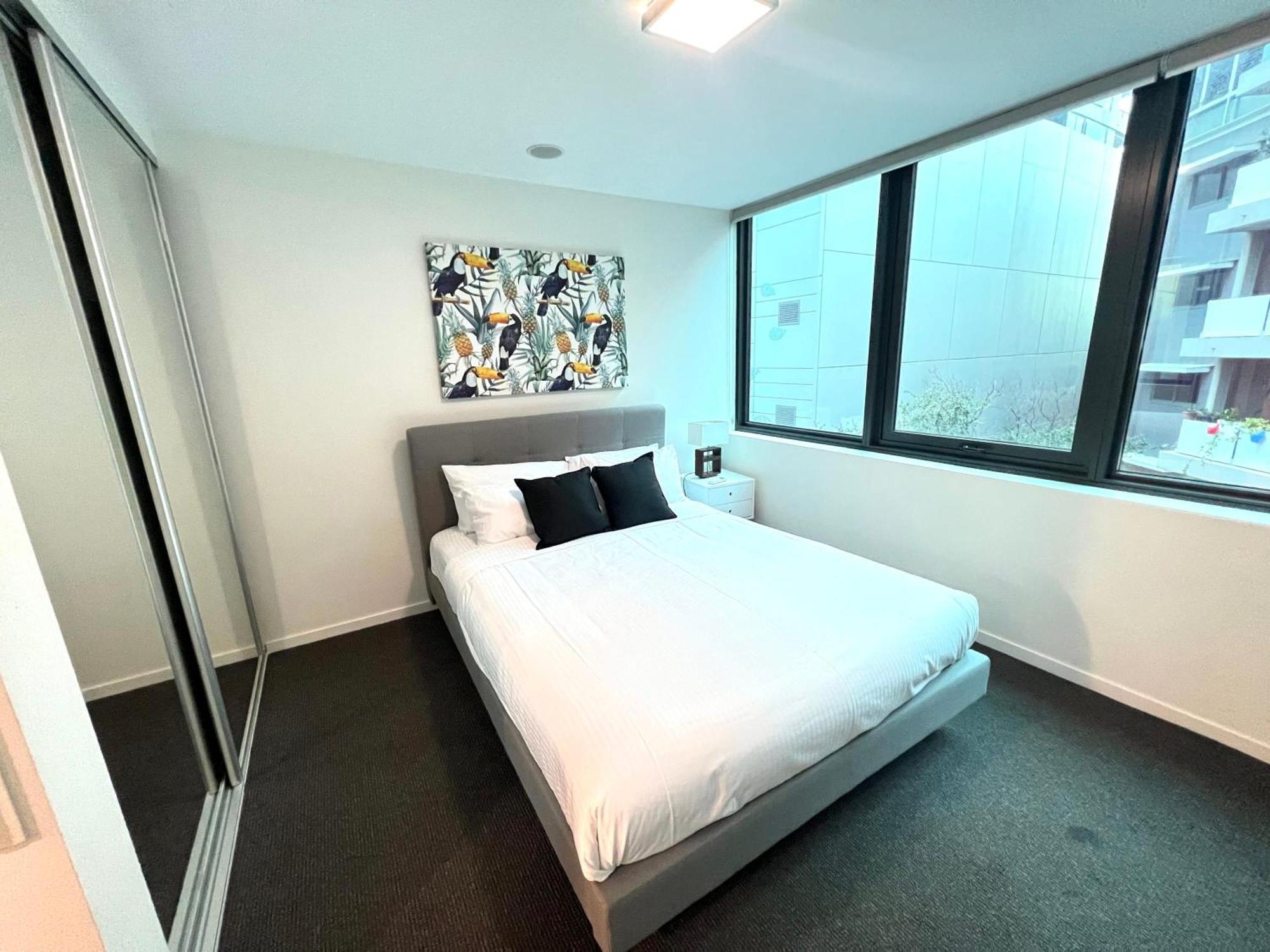 Apartment South Epicentre - 1 Bedroom *